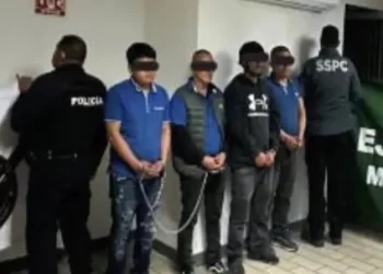 Elementos federales y estatales aseguran más de 2 mil litros de diésel en Sonoyta, no se reportan detenidos