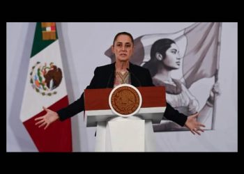 “Los libros de texto no son patrimonio de una persona”: Sheinbaum sobre salida de Marx Arriaga