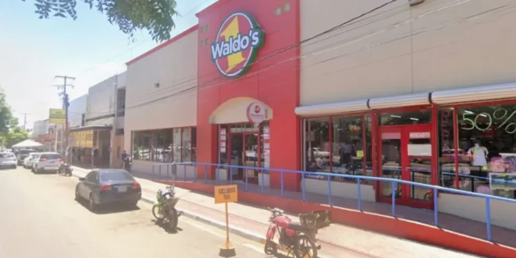 Reabren Waldos tras la tragedia: inician labores en Navojoa con permiso de Protección Civil