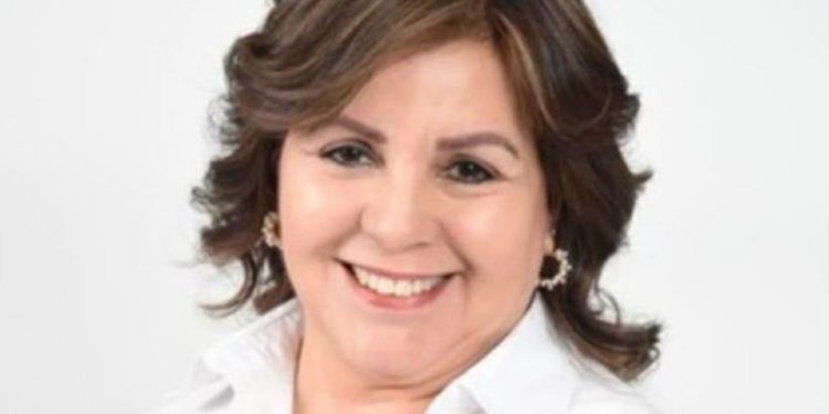 Atacan a balazos a alcaldesa de Bacanora en Sonora; su hijo muere en el lugar