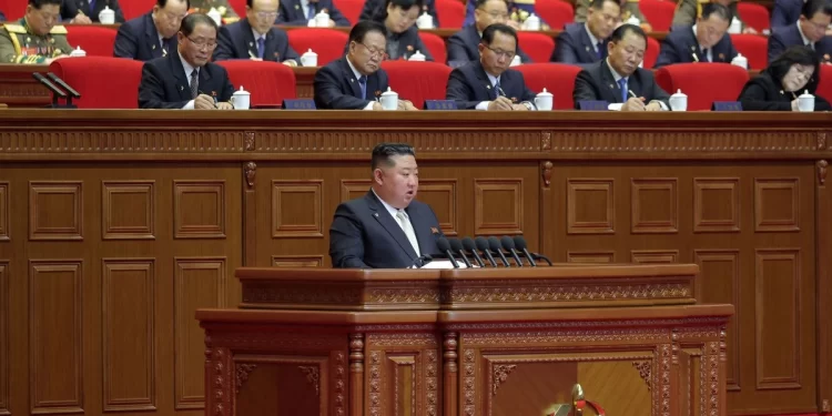 Kim Jong Un, relegido secretario del partido gobernante en Corea del Norte