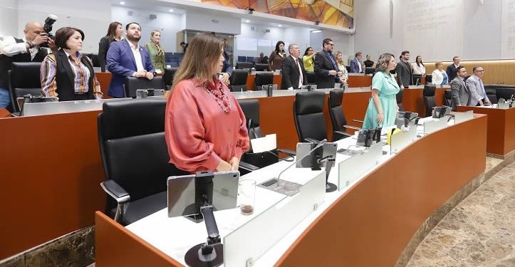 Avala Congreso de Sonora minuta de la jornada de 40 horas semanales