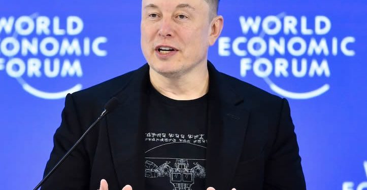 Musk afirma que cárteles ordenan qué decir a CSP; las redes estallan en indignación
