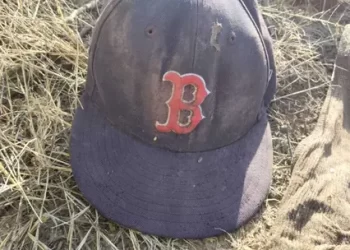 Encuentran Restos Humanos y Prendas en Sobre la Carretera 26 en Hermosillo