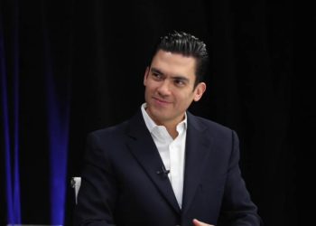 Romero apunta a Los Padroneros por congelar el crecimiento del PAN y detener la afiliación