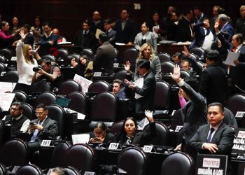 Diputados aprueban reducir jornada laboral a 40 horas sin segundo día de descanso obligatorio