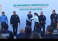 Equipa Astiazarán a la Policía Municipal con unidades, uniformes y chalecos