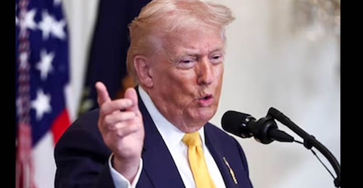 Donald Trump ordenó desclasificar los archivos gubernamentales relacionados con ovnis y vida extraterrestre