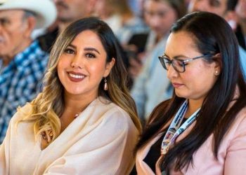 Concreta Dayana Pérez Mendoza en Cananea, Sonora alianza histórica en beneficio de artesanos del cobre