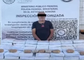 Aseguran Carga de 100 Kilogramos de Metanfetamina Dentro de Tráiler Cerca de Caborca