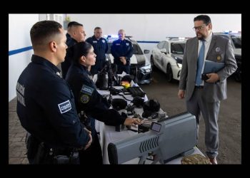 Busca PESP la certificación de la Comisión de Acreditación para Agencias de Aplicación de la Ley Inc. (CALEA)