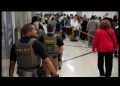 El ICE se despliega por más de una docena de aeropuertos en medio del cierre del Departamento de Seguridad Nacional