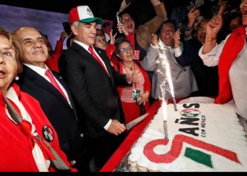 En su 97 aniversario, el PRI llama a Acción Nacional y a MC a mantener alianza opositora