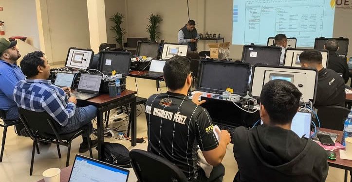 Gobierno de Sonora fortalece vinculación con la industria mediante capacitación en automatización industrial: UES