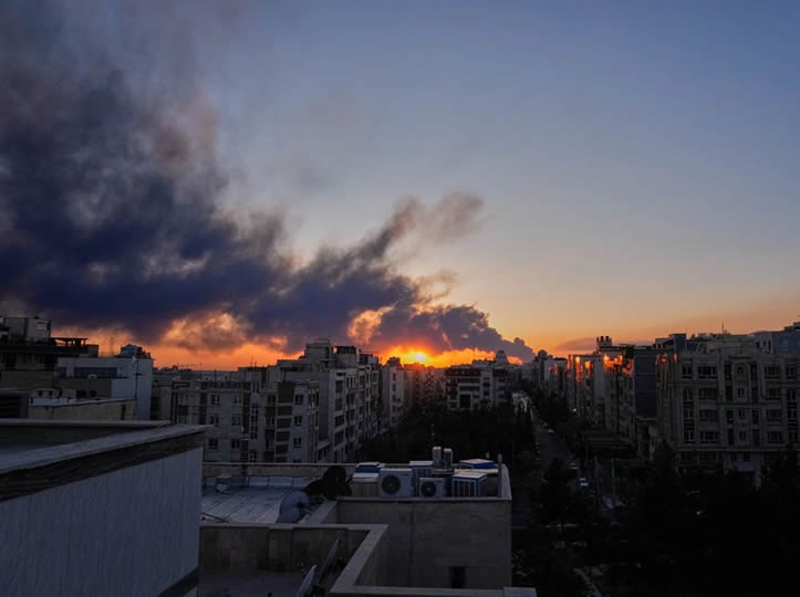 Francia, Reino Unido y Grecia movilizan a sus ejércitos a la zona de conflicto