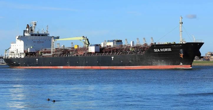 ‘Financial Times’: petroleros con gas y crudo ruso llegarán a Cuba