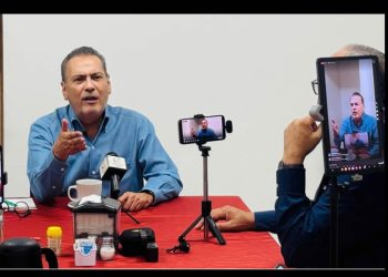 Beltrones va contra la “dictadura de las mayorías”: presenta reforma para frenar la sobrerrepresentación