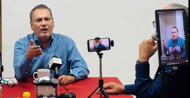 Beltrones va contra la “dictadura de las mayorías”: presenta reforma para frenar la sobrerrepresentación