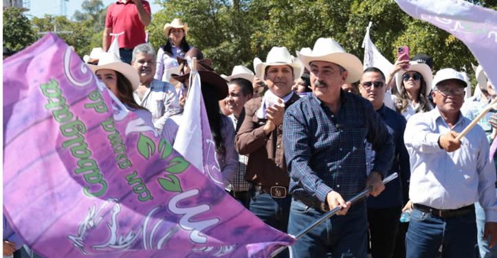 Encabeza Lamarque arranque de la XVI Cabalgata “Con aroma de Mujer”