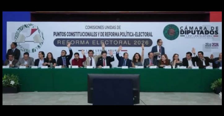 Sin los votos del PT y PVEM, Morena aprueba en comisiones el dictamen de la reforma electoral