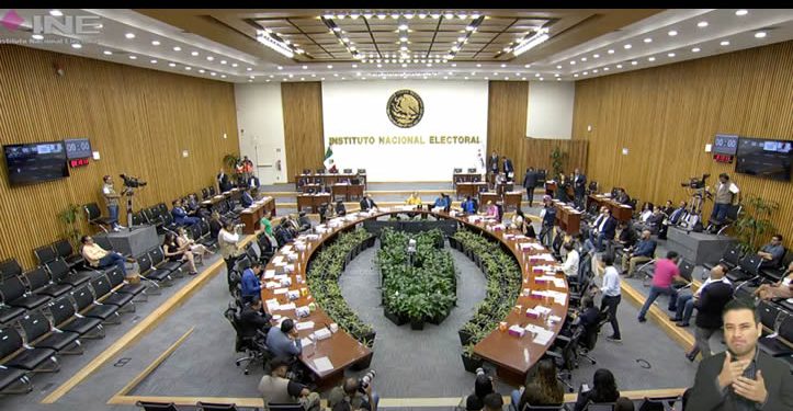 INE envió observaciones al Plan B de Sheinbaum… sin consultar a siete consejeros