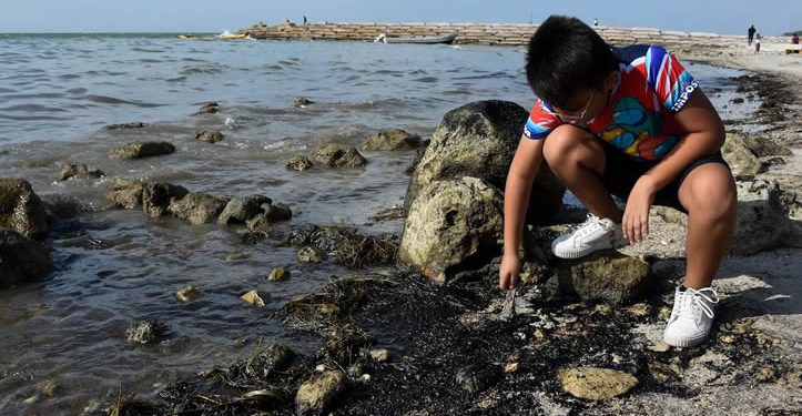El campo petrolero donde se originó el derrame en el Golfo de México tiene vertidos constantes desde marzo de 2023