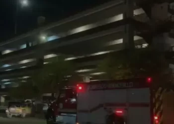 Vehículo Cae del Quinto al Cuarto Piso de Estacionamiento Multinivel en la Universidad de Sonora