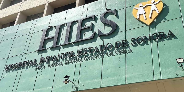 Olor a gas en laboratorio del Hospital Infantil de Sonora provoca movilización de bomberos y Protección Civil; no se hallaron fugas