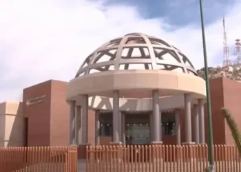 Detienen a Joven de 16 Años por Presunto Feminicidio de Adolescente en Naco