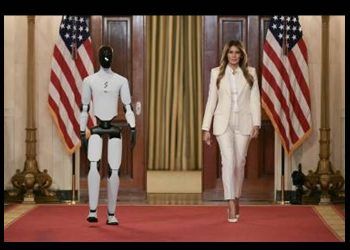 Melania Trump presenta robot humanoide en evento oficial en la Casa Blanca
