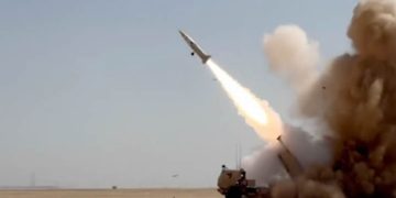 EE.UU. usa por primera vez misiles de precisión de largo alcance en la guerra contra Irán