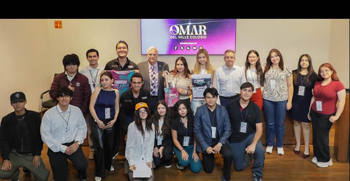 Dialoga Omar Del Valle Colosio con jóvenes sobre cuidado del agua