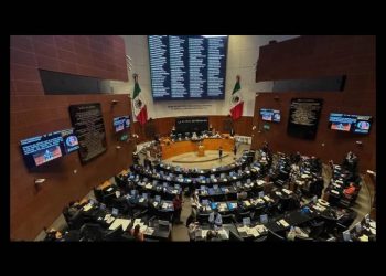 Reforma a “pensiones doradas” avanza en comisiones del Senado