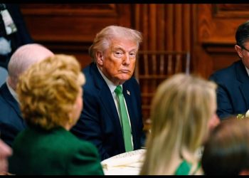 Guerra de Trump contra Irán: sin rumbo, caótica e improvisada, advierte el NYT