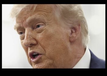 Trump ordena posponer los ataques contra infraestructura energética iraní durante cinco días