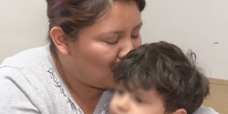 Niños en riesgo: la preocupante tendencia en EE.UU. que impacta a los migrantes en Arizona