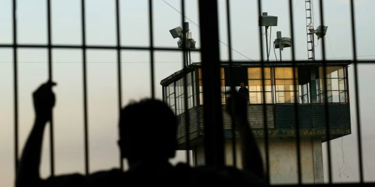 CNDH investiga presuntos actos de tortura en penal de Nogales; reporta aislamiento prolongado y lesiones en internos