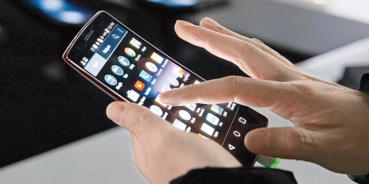 Más de 114 millones de líneas móviles siguen sin registrarse; plazo para padrón vence el 30 de junio