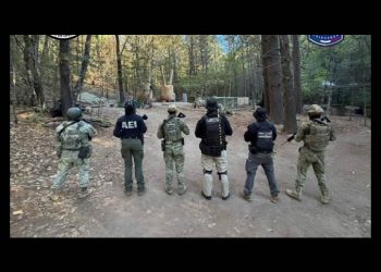 Agentes de la CIA muertos en Chihuahua portaban uniformes de la policía estatal