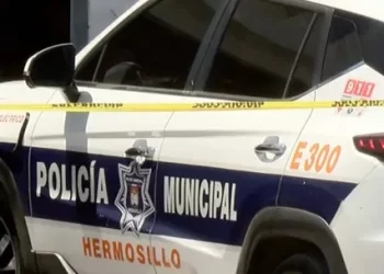 Dos Sujetos Detenidos Presuntamente Vendiendo Droga Frente a Jardín de Niños en Hermosillo