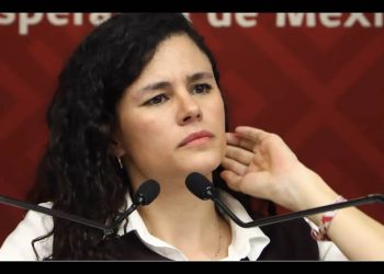 Luisa María Alcalde descarta renuncia a Morena y acusa campaña de rumores desde la oposición