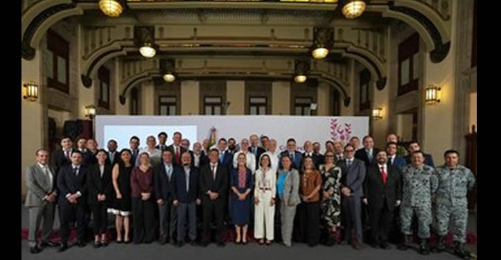 Sheinbaum anuncia baja al precio del diésel: a partir de mayo costará 27 pesos el litro en México