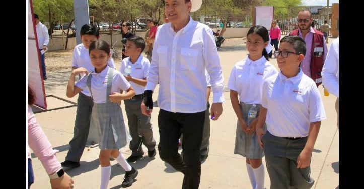 Sonora invertirá 2,000 millones de pesos en uniformes escolares para ciclo 2026-2027