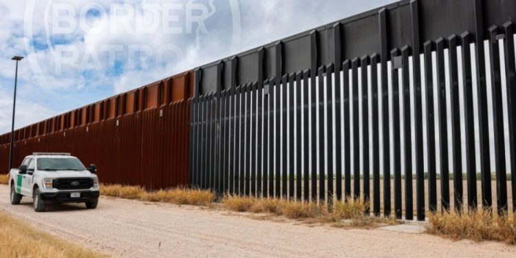 Operativos de migración en Arizona dejan 288 acusados en la corte