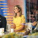 Savannah Guthrie vuelve a ‘Today’ tras la desaparición de su madre, vestida de amarillo y entre lágrimas: “Allá vamos, preparados o no”