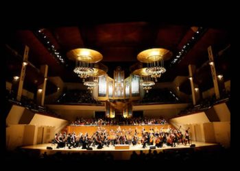 Así quedó la reforma legal para proteger a artistas, intérpretes y músicos ante la IA