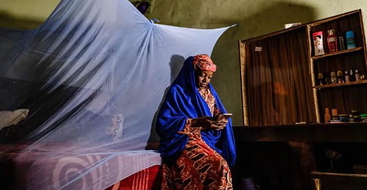 En Nigeria, escritoras de novela erótica esquivan normas y religión