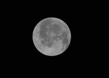 Astronautas de Artemis II logran ver la cara oculta de la Luna