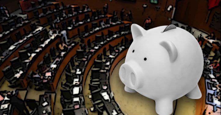 Congreso declara constitucional el tope a las pensiones ‘doradas’ de altos funcionarios