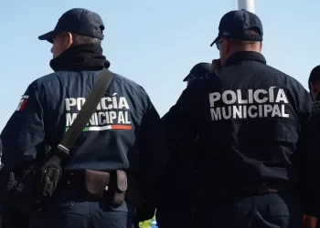 Policías más abandonados: elementos municipales ya no se atreven a disparar y se rinden ante el crimen organizado
